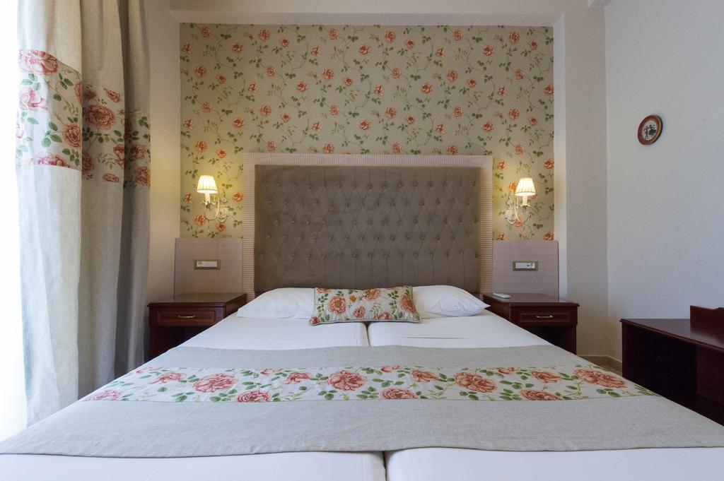 Olympic Hotel Parga Room photo