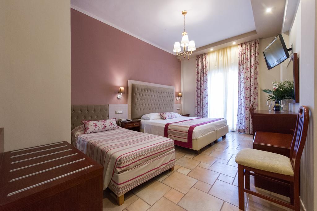 Olympic Hotel Parga Room photo
