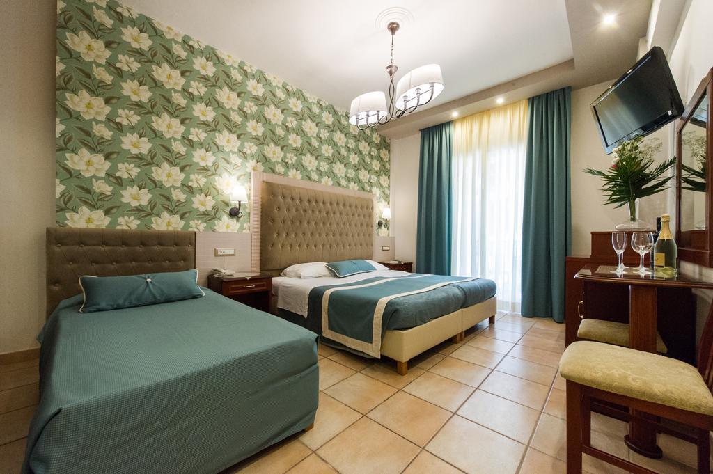 Olympic Hotel Parga Room photo